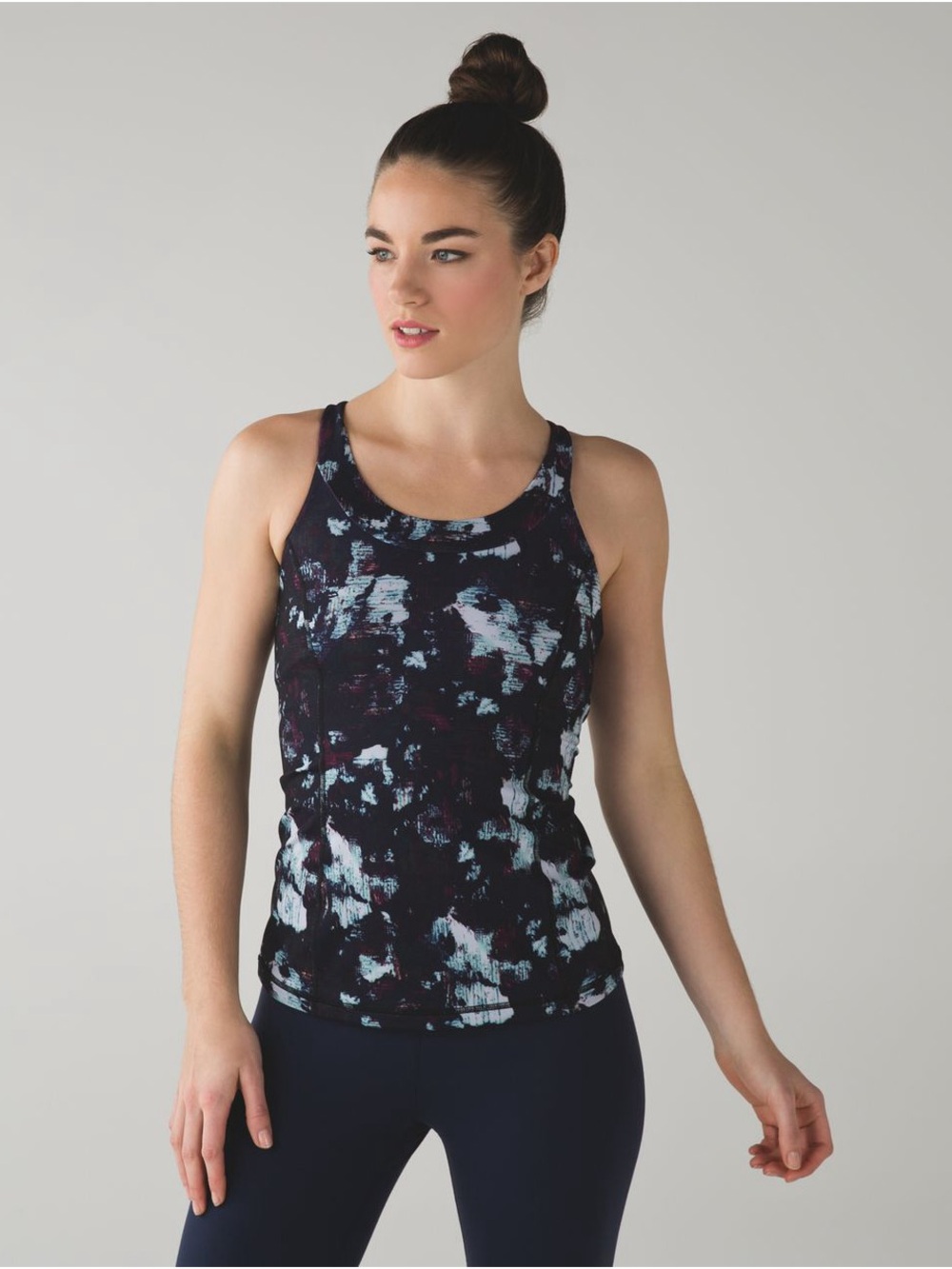 NWT Lululemon Enhearten Tank Static Blossom Multi Black White Workout Top